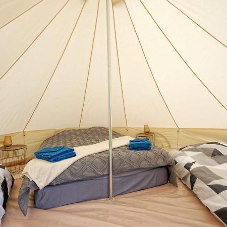 Hotel Tipi Experience L'Echappee Belle Saint-Maudez Exterior foto