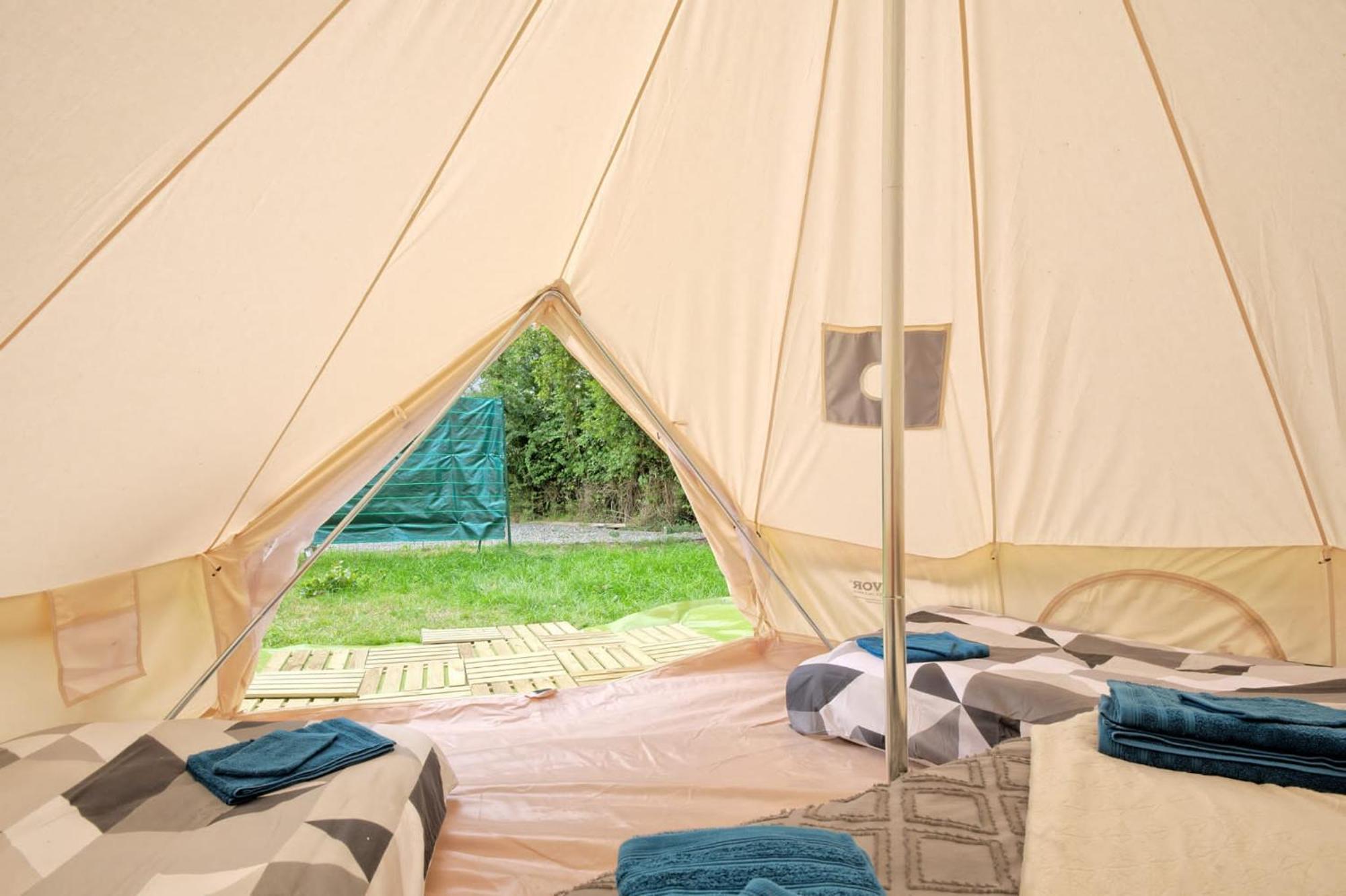 Hotel Tipi Experience L'Echappee Belle Saint-Maudez Exterior foto